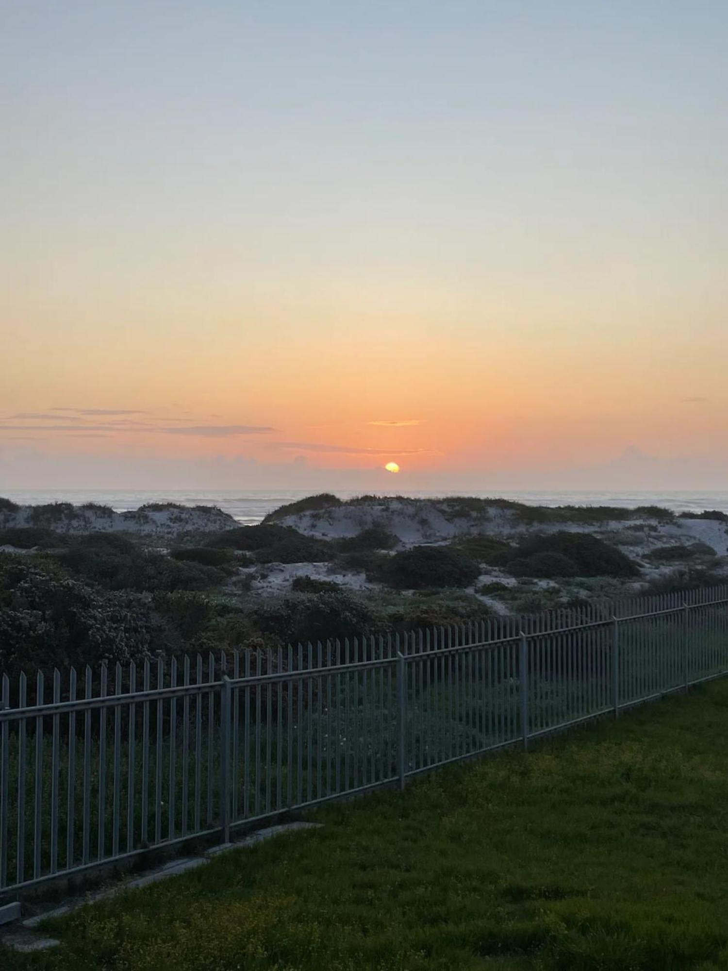 Pousada Melkbos Beachfront *