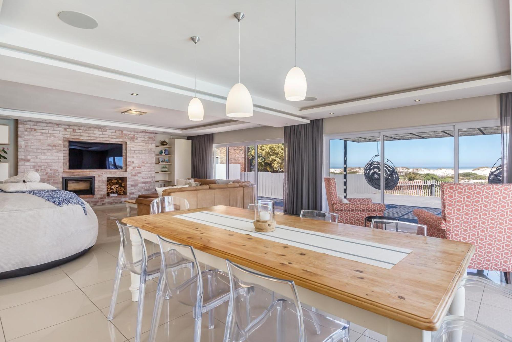 Melkbos Beachfront Pousada